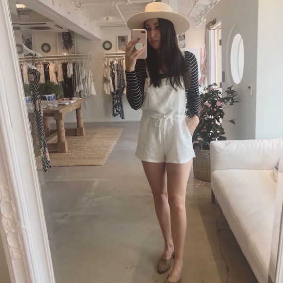 Meet your Posher, Chaunty - Picture 2 of 2